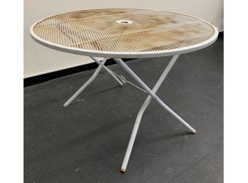 Collapsable Metal Table