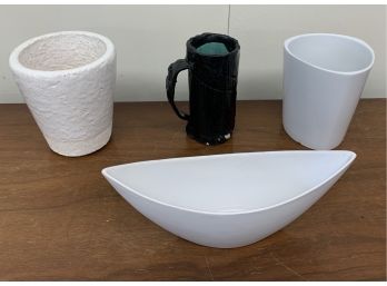 Four Piece Ceramic/pottery Lot