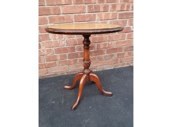 Vintage Leather Top Queen Anne Table