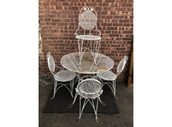 MCM White Metal Table And 4 Chairs