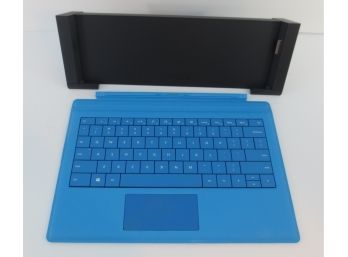 Microsoft Surface Pro Cover And Docking Station