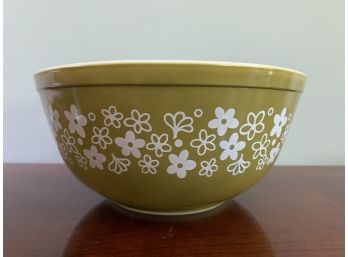 2 1/2 Qt Pyrex Bowl With Olive Green Exterior