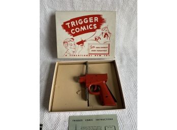 Vintage 1940’s Trigger Comics Viewer By Colorscope With Assorted Comics