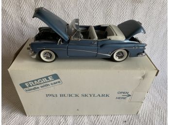 Danbury Mint 1:24 Discontinued  “1953 Buick Skylark Convertible” In Blue