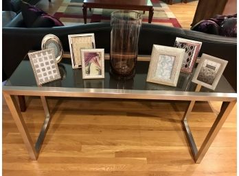 Nice Vase And Picture Frame Lot