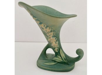Roseville Pottery ' Foxglove' Cornucopia - 6'