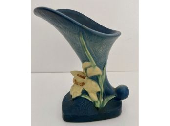 Roseville Pottery  'Zephyr Lilly'  Cornucopia -6'  -Dark Blue
