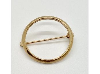 14KT Gold Circle Pin