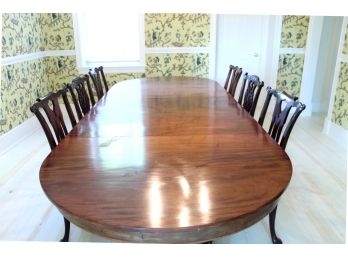 Stunning Expandable Antique Dining Table With 2 Leaves!