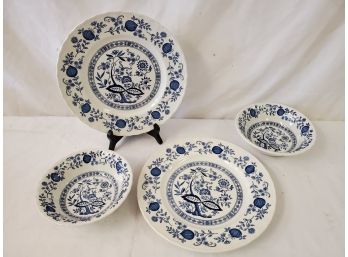 Vintage Wedgwood Blue Heritage Transferware Blue Onion Plates & Cereal Bowls