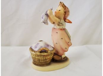Vintage Hummel 'Wash Day' TMK6, #321, 5.76' Figurine