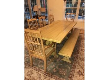 Unique And Versatile Dining Table Set