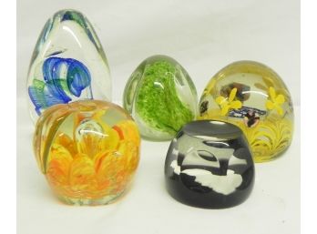 Five Decorative Glass Paper Weights Includes Vintage Cristal D Albert Art Glass Of Franklin Roosevelt, Li