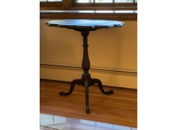 Antique Mahogany Tilt Top Pie Crust Table With Tripod Pedestal