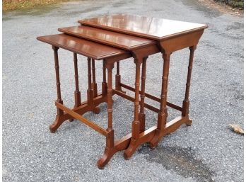 A Set/3 Hardwood Nesting Tables