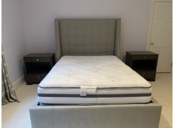 Amazing Fully Upholstered Full Size Bed