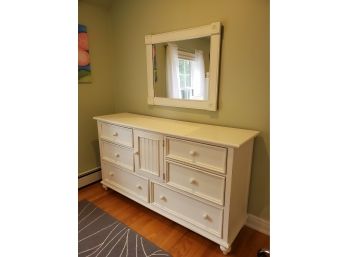 Dresser And Mirror By Stanley Furniture