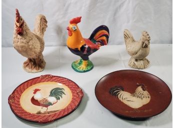 Decorative Rooster Lot With Two Round Platers & Village Pottery Herend Painted Stoneware Rooster