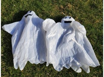 Two Nylon Battery Operated Hanging Shaking And Noise Making Halloween Ghosts