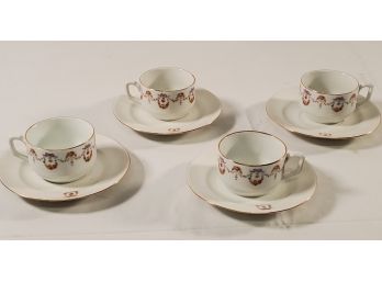 Vintage Richard Ginori Porcelain Hand Painted Gold Rimmed Demitasse Set Of 4 Cups And Saucers