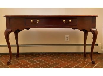 Thomasville Mahogany Queen Anne Console Table