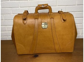 Fine Quality Vintage Leather Travel/Attaché Bag