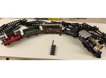 Remote Control Train Set; Great For Under The Tree Decoration! (mb192)