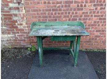 2 Piece Lot; Green Garden Work Station & Blue Side Table (BK03)