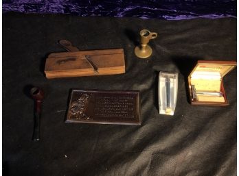 Vintage Men’s Care Lot; Pipe, Vintage Razors (JG34)