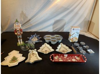 Christmas Baking & Serving Lot W A Nutcracker (PD05)