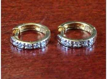 Beautiful 14k Gold & Diamond Earrings - VERY Pretty Pair ( Diamonds Tested ) - (J38)