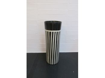 Mid- Century Modern Modernistic Style Art Pottery / Ceramic Tall Vase Signed KE 91 (ken Edwards)