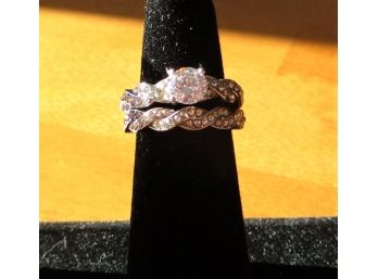 Jewelry - Beautiful Two Ring Set