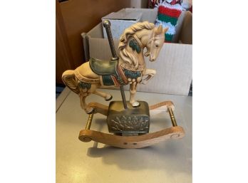 Vintage Willets Melodies Carousel Waltz Music Box  - 8.5 In High