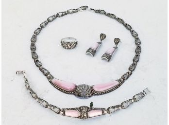 A Vintage Ladies' Jewelry Set - Opal Stones In Sterling Settings