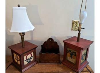 Set Of 3 Accessories - 2 Lamps And 1 Wooden Hanging Container (for Mail)