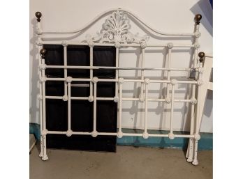 Vintage White Iron Bedframe