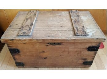 American Circa 1880 Pine And Ash Tool Chest With Iron Bail Handles (not Visible In Featured Photo)