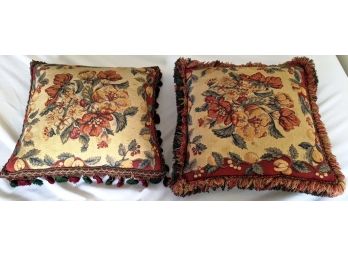 2 Upholstery Pillows With Tassels