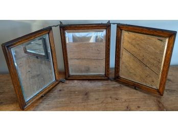 Oak Framed Tri-Fold Travel Hanging Mirror (Antique Probably Used On Wagons.)