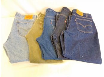 6 Pairs Of Men's Levi Jeans