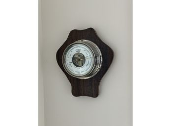 Vintage Wilfrid O. White & Sons Barometer