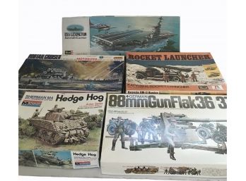 Lot Of 5  Vintage Military Model Kits