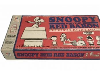 Vintage Milton Bradley 1970 Snoopy And The Red Baron Game