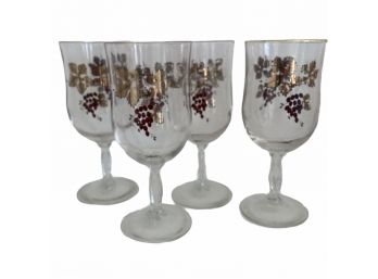 Four Vintage Grapes Motif Stemmed Wine Glasses