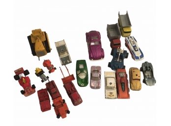 Nice Lot Of 20 Vintage Diecast Toy Cars +++