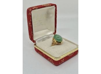 Vintage 10K Gold Jade Ring