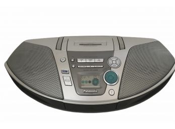 Panasonic RX-ES20 Digital Tuner CD/Radio/Cassette Boombox