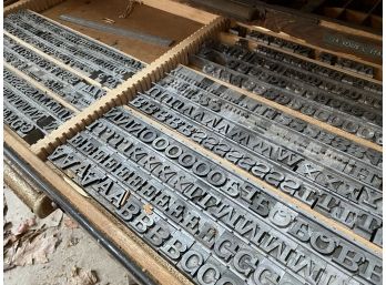 7/8' Letterpress Metal Type With Tray, #13