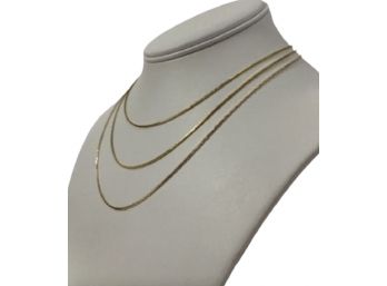 Long-Length Feminine Gold Necklace